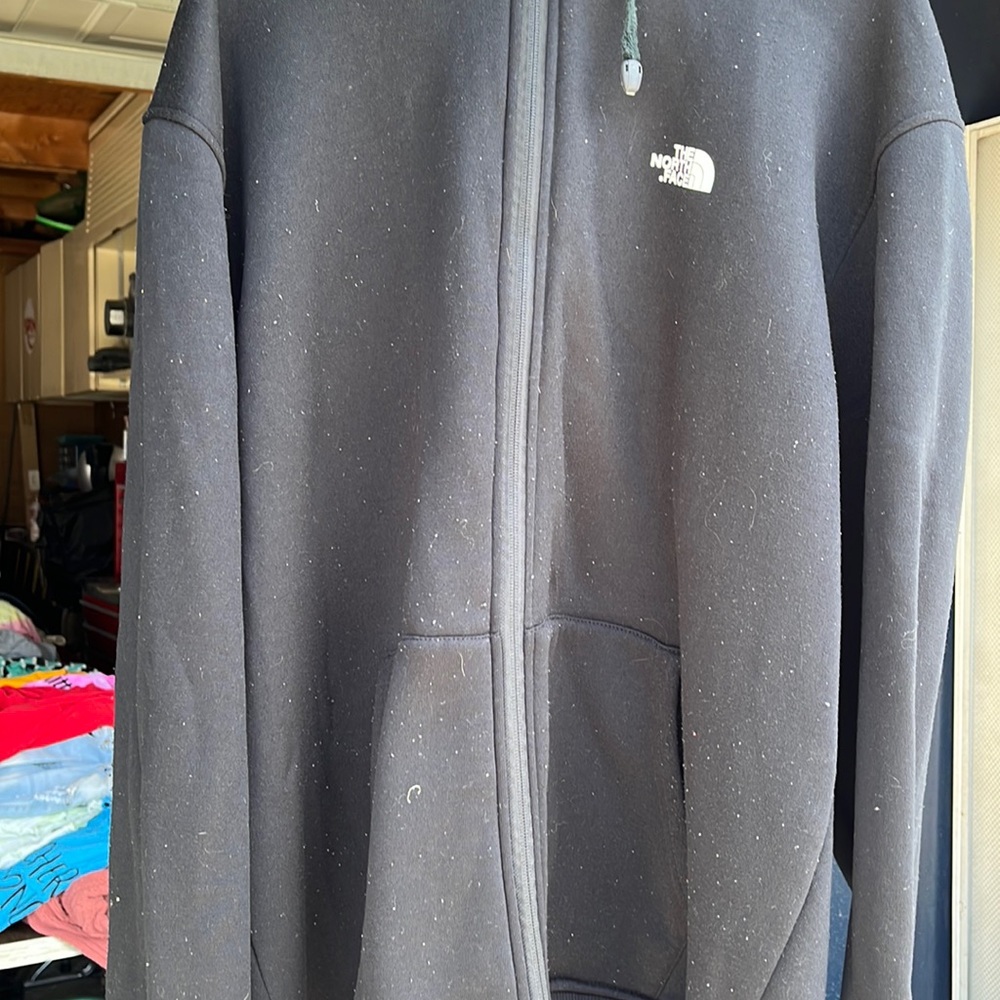 2x mens north face hoodie